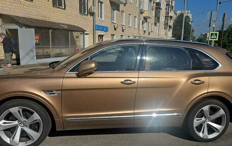 Bentley Bentayga I, 2016 год, 7 990 000 рублей, 6 фотография