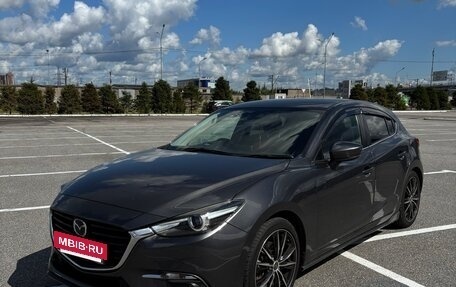 Mazda Axela, 2016 год, 1 320 000 рублей, 2 фотография