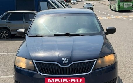 Skoda Rapid I, 2015 год, 500 000 рублей, 2 фотография