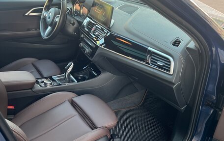 BMW 1 серия, 2021 год, 2 500 000 рублей, 13 фотография