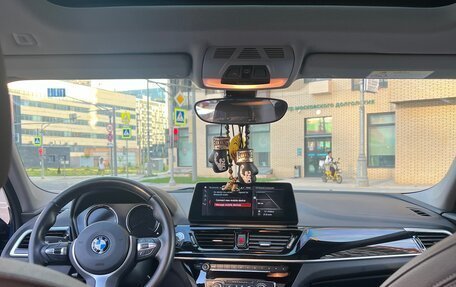 BMW 1 серия, 2021 год, 2 500 000 рублей, 22 фотография