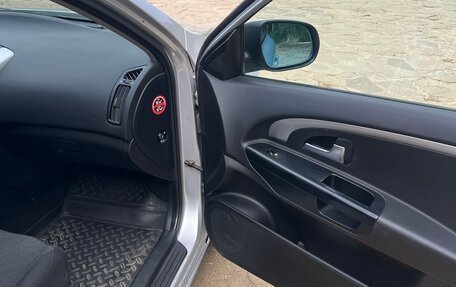 KIA cee'd I рестайлинг, 2010 год, 710 000 рублей, 17 фотография