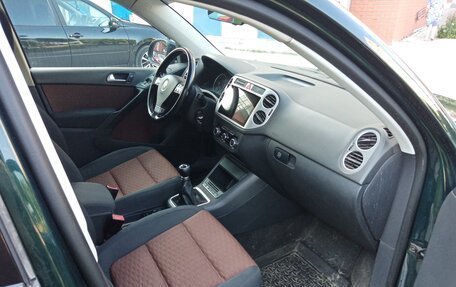 Volkswagen Tiguan I, 2010 год, 995 000 рублей, 8 фотография