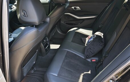 BMW 3 серия, 2021 год, 3 950 000 рублей, 19 фотография