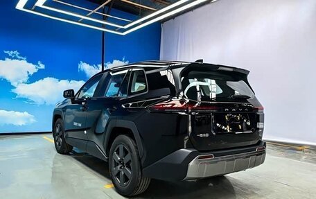 Toyota RAV4, 2026 год, 4 090 000 рублей, 4 фотография