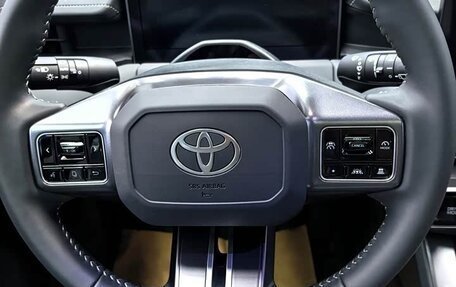 Toyota RAV4, 2026 год, 4 090 000 рублей, 9 фотография
