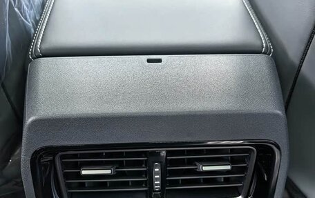 Toyota RAV4, 2026 год, 4 090 000 рублей, 21 фотография