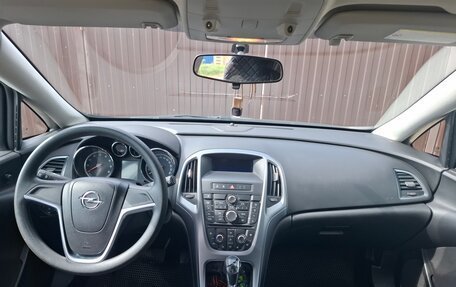 Opel Astra J, 2013 год, 800 000 рублей, 13 фотография