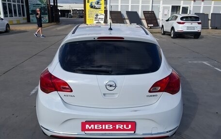 Opel Astra J, 2013 год, 800 000 рублей, 6 фотография
