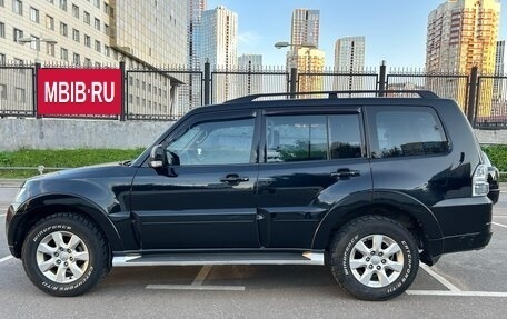 Mitsubishi Pajero IV, 2011 год, 1 850 000 рублей, 3 фотография
