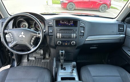 Mitsubishi Pajero IV, 2011 год, 1 850 000 рублей, 10 фотография
