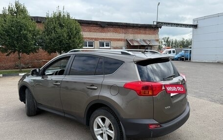 Toyota RAV4, 2013 год, 1 850 000 рублей, 5 фотография