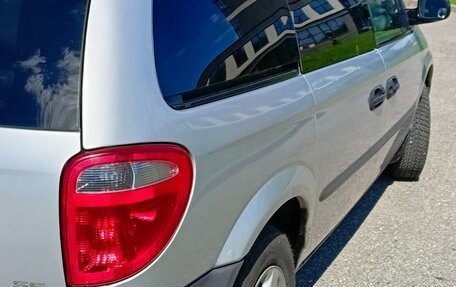 Dodge Caravan IV, 2004 год, 525 000 рублей, 3 фотография