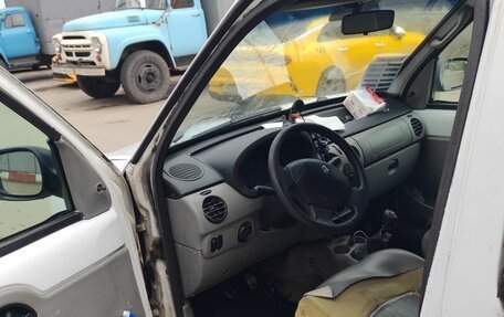 Renault Kangoo II рестайлинг, 2003 год, 150 000 рублей, 6 фотография