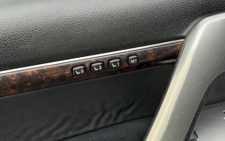 Toyota Land Cruiser 200, 2012 год, 2 990 000 рублей, 13 фотография