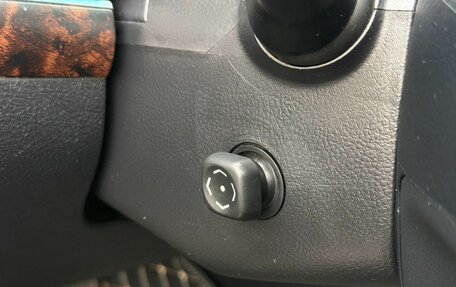 Toyota Land Cruiser 200, 2012 год, 2 990 000 рублей, 18 фотография