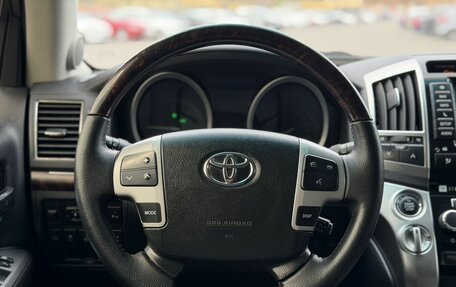 Toyota Land Cruiser 200, 2012 год, 2 990 000 рублей, 32 фотография