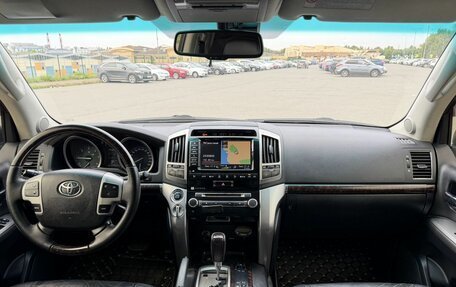 Toyota Land Cruiser 200, 2012 год, 2 990 000 рублей, 26 фотография