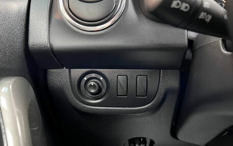 Renault Logan II, 2019 год, 1 325 000 рублей, 16 фотография