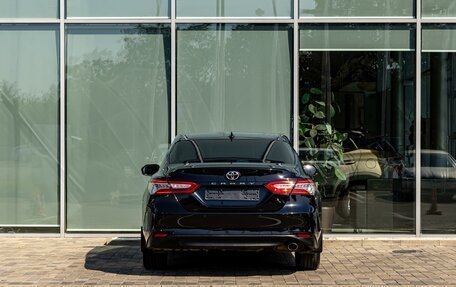 Toyota Camry, 2021 год, 3 095 000 рублей, 5 фотография