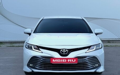 Toyota Camry, 2018 год, 2 660 000 рублей, 3 фотография
