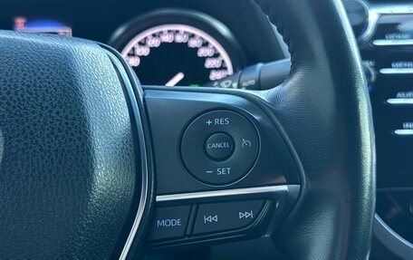 Toyota Camry, 2018 год, 2 660 000 рублей, 16 фотография