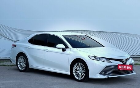 Toyota Camry, 2018 год, 2 660 000 рублей, 5 фотография