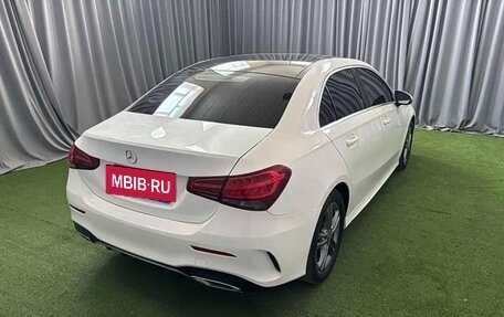 Mercedes-Benz A-Класс, 2022 год, 1 890 000 рублей, 3 фотография