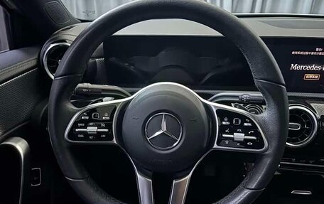 Mercedes-Benz A-Класс, 2022 год, 1 890 000 рублей, 8 фотография