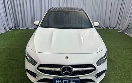 Mercedes-Benz A-Класс, 2022 год, 1 890 000 рублей, 5 фотография