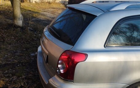 Toyota Avensis III рестайлинг, 2006 год, 750 000 рублей, 4 фотография