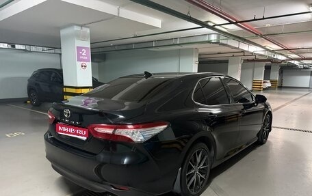 Toyota Camry, 2021 год, 3 340 000 рублей, 1 фотография