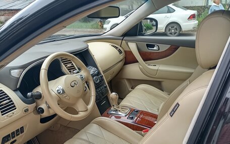 Infiniti QX70, 2016 год, 2 800 000 рублей, 9 фотография