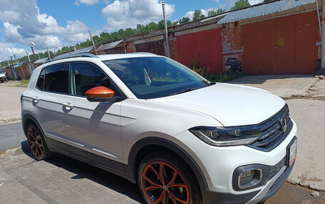 Volkswagen T-Cross I, 2021 год, 1 650 000 рублей, 3 фотография