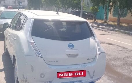 Nissan Leaf I, 2011 год, 575 000 рублей, 2 фотография