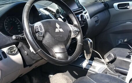 Mitsubishi Pajero Sport II рестайлинг, 2011 год, 1 250 000 рублей, 7 фотография