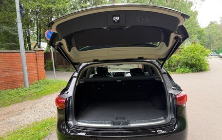 Infiniti QX70, 2017 год, 2 975 000 рублей, 21 фотография