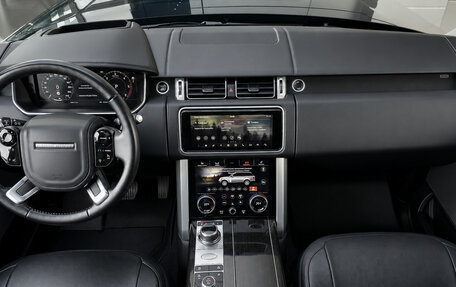 Land Rover Range Rover IV рестайлинг, 2021 год, 8 700 000 рублей, 17 фотография