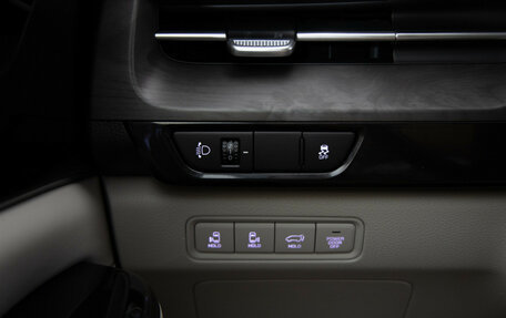 KIA Carnival, 2023 год, 3 999 000 рублей, 23 фотография