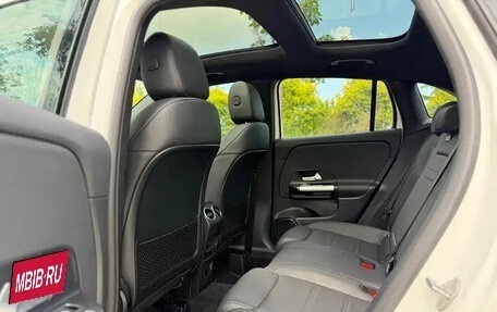 Mercedes-Benz GLA, 2022 год, 2 670 000 рублей, 13 фотография
