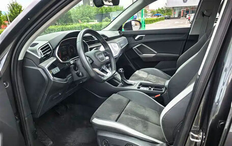 Audi Q3, 2022 год, 2 400 000 рублей, 15 фотография