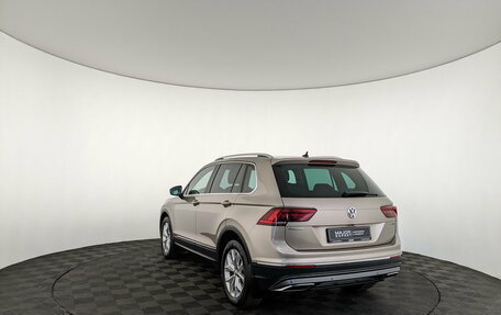 Volkswagen Tiguan II, 2018 год, 2 955 000 рублей, 7 фотография