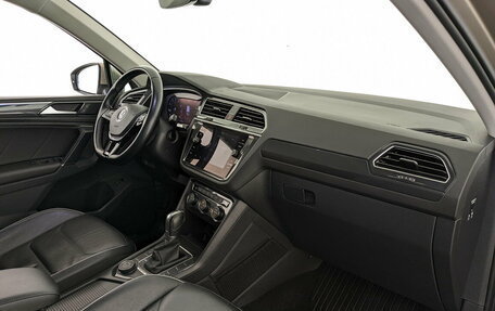 Volkswagen Tiguan II, 2018 год, 2 955 000 рублей, 11 фотография