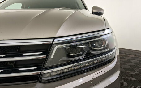 Volkswagen Tiguan II, 2018 год, 2 955 000 рублей, 17 фотография