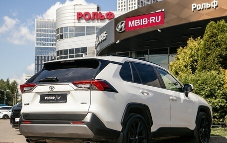 Toyota RAV4, 2021 год, 3 328 000 рублей, 5 фотография