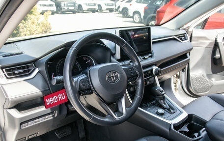 Toyota RAV4, 2021 год, 3 328 000 рублей, 17 фотография