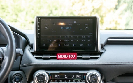 Toyota RAV4, 2021 год, 3 328 000 рублей, 13 фотография
