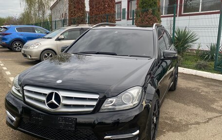 Mercedes-Benz C-Класс, 2012 год, 2 100 000 рублей, 6 фотография