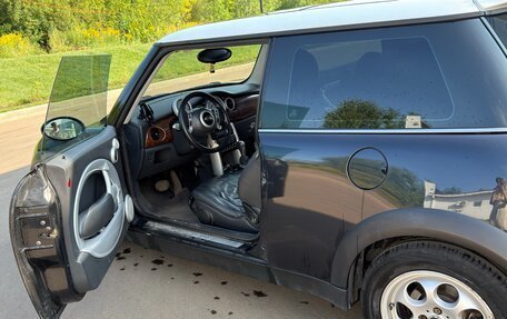 MINI Hatch, 2004 год, 600 000 рублей, 2 фотография
