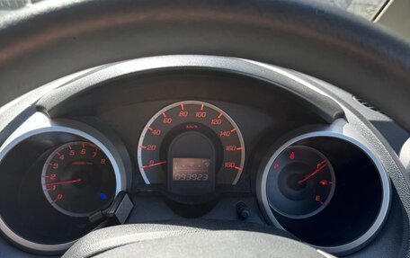 Honda Fit III, 2009 год, 750 000 рублей, 23 фотография
